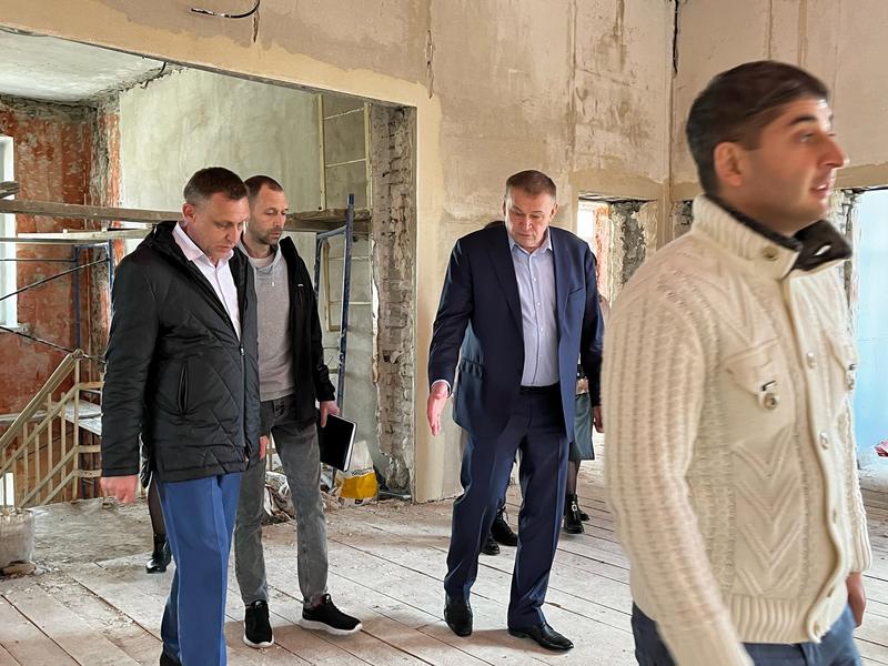 �� ������ ����� � ������� �� ����� �������� ������������ ������ � ��������� �����: �� ������ ��������