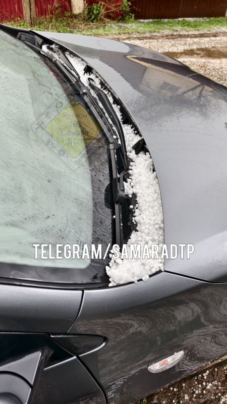 Град размером с вишню все-таки накрыл часть Самарской области и попал на фото