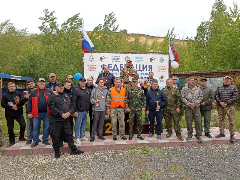 В стрелковом комплексе «Центрохран» прошли соревнования по стрельбе, посвященные 80-летию Победы