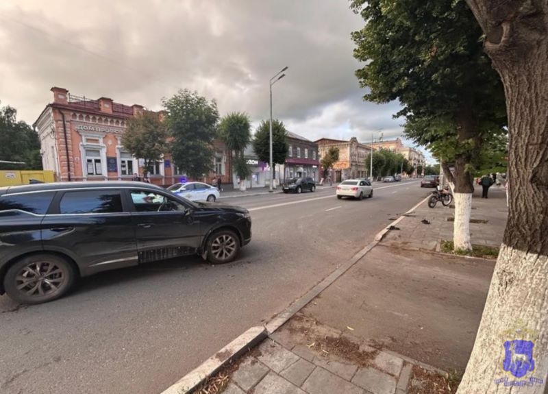 В Сызрани Chery Tiggo столкнулся с мотоциклом, которым управлял подросток без прав
