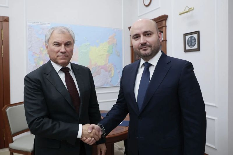Губернатор Самарской области Вячеслав Федорищев провёл рабочую встречу с Председателем Государственной Думы